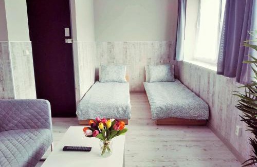 Stare Miasto District Apartment | Kawalerki z Kuchnią - self check in - Studios with Kitchen