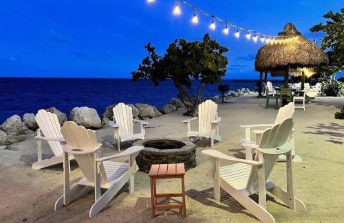 Key Largo House | KAWAMA K1 in Key Largo, Beach, Lagoon, Pools, Tennis, Free Bikes and Canoes