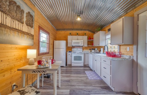 Rogersville Cabin | Kay's Cabin - Peaceful Acres