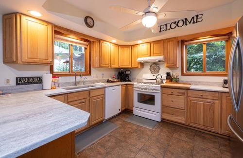 Hamilton House | Kayak Home #7