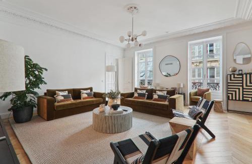 Madeleine Apartment | KAZA BELLA - Paris 8 Luxurious apartment close to Arc de Triomphe