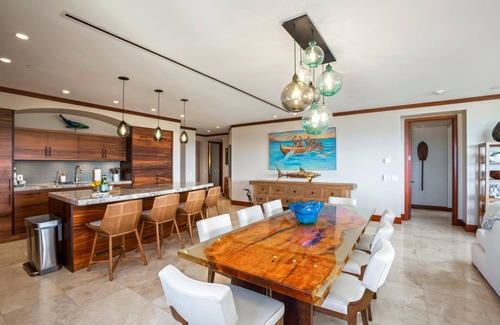 Wailea Condo | KBM Resorts | FREE CAR | Wailea Beach Villa | Spacious 3-Bedroom Condo with Sweeping Ocean view! WBV-PH412