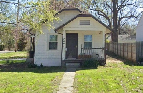South Kansas City Apartment | KC Tiny Home