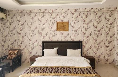 Sat Bari House | KCG Heritage