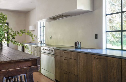 Dundee House | KD Country House: Designer Home Among Wineries w/Sauna!