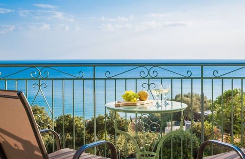 Mousata Apartment | Kefalonia, Lourdata, studios with pool and amazing sea view