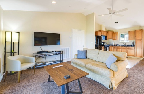 Kelseyville Cottage | Kelseyville Cottage: Private Deck & On-Site Winery
