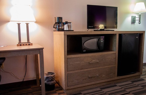El Lago Hotel | Kemah Edgewater Hotel, SureStay Collection by Best Western