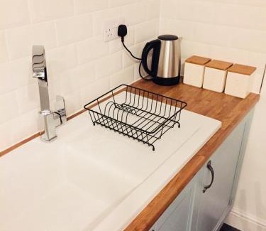 Kenilworth Apartment | Kenilworth Cosy Garden View Apartment