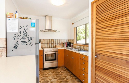 Kennett River House | Kennett Bach - Where the Ocean Meets the Forest