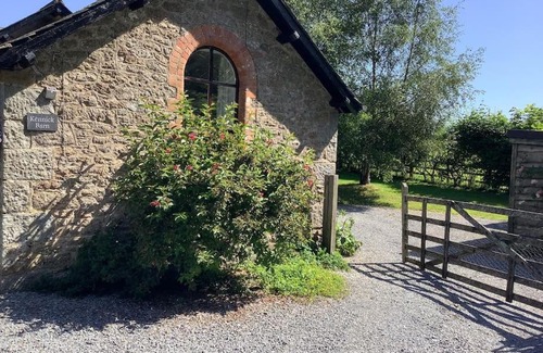 Heligan Apartment | Kennick Barn, peace and quiet guaranteed, Dartmoor