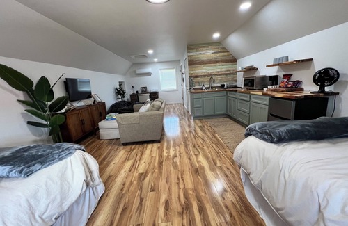 Almo House | Kentucky Lake Retreat
