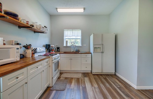 Jonesville House | Kentucky Retreat Near Williamstown Lake!