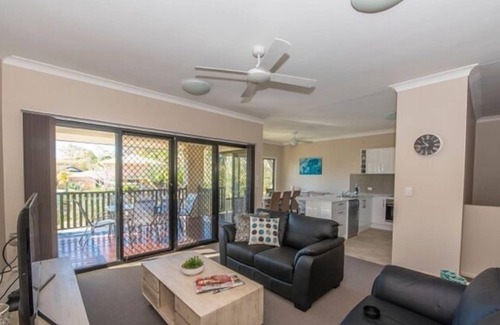 McDowall House | Keona Grove Home - beautiful Townhouse