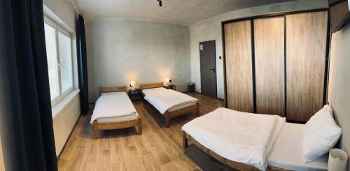 Velke Ulany House | Kerkira pub&restaurant