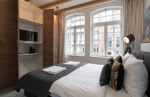 Canal Ring House | Kerkstraat Residence