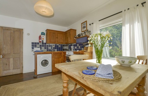 Sticklepath Cottage | KESTORWAY, pet friendly, country holiday cottage in Chagford