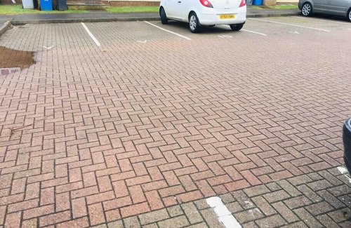 Kettering Apartment | Kettering Town Corporate - Avondale Mews