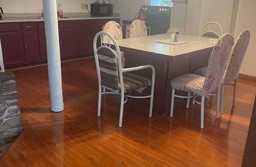 Hammondsport House | KEUKA LAKE VIEWS AND HIKING