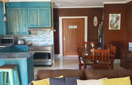 Gueima Cottage | Kev & Bia's Cottage