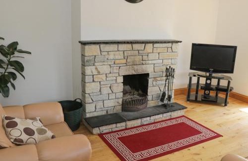 Valley House | Kevin's House