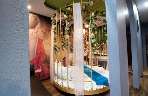Thanh Tri Hotel | KHÁCH SẠN HƯỚNG DƯƠNG