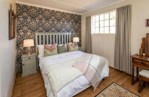 Himeville House | Khanyeni