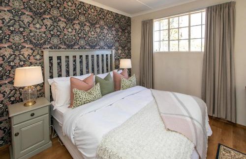 Himeville House | Khanyeni