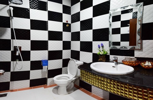 Moung Ruessei Hotel | Kheang Oudom Hotel