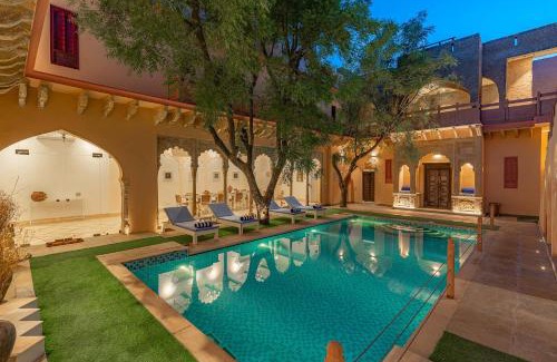 Gurugram Villa | Khohar Haveli with Complimentary Breakfast and outdoor pool