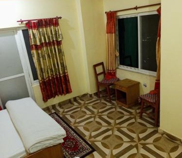 Sarangkot House | Khushi Lodge and Restaurant