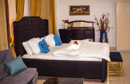 Madina Bed & Breakfast | Khya Luxe Villa