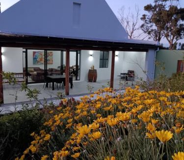 Gansbaai House | Kiepersol