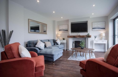Narberth House | Kiln Park Farmhouse - 4 Bedroom Cottage - Narberth