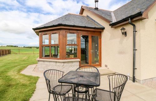 Ellon House | Kilnary Cottage