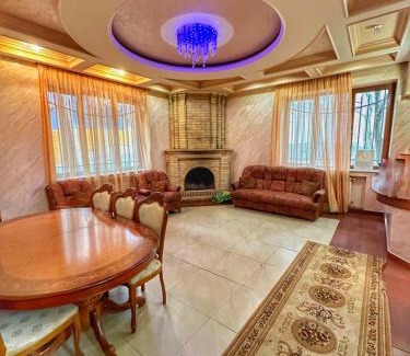 Tsaghkadzor Apartment | King