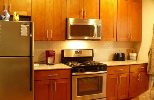 King of Prussia Apartment | King of Prussia Mall, Valley Forge Park, VF Casino, Philadelphia Expo, MainLine,