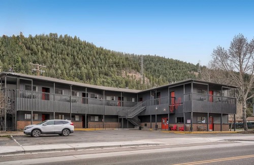 Idaho Springs House | King Room, Economy, Boutique Mtn Motel Idaho Springs