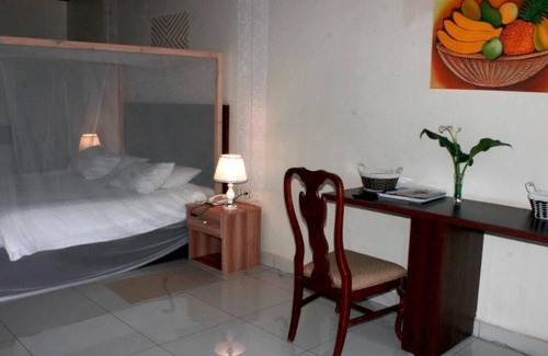 Kibuye House | King room with nice lake view - 2 people