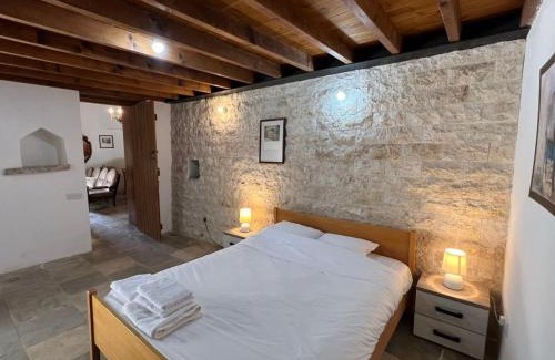 Lofou House | King's house