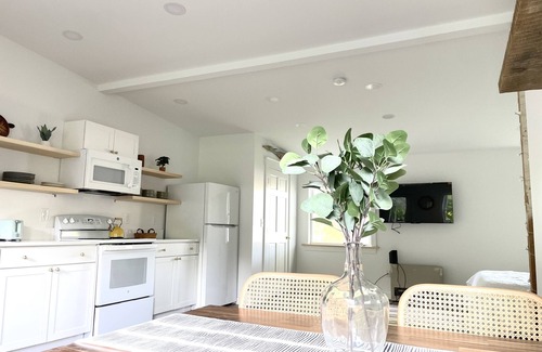 Topsham Apartment | King Size Bed- Super Sweet on Winter Street