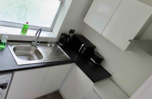 Didsbury Apartment | King Stay