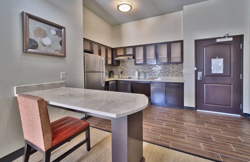 Lubbock Apartment | King Studio. Free Breakfast Buffet. Near Texas Tech.