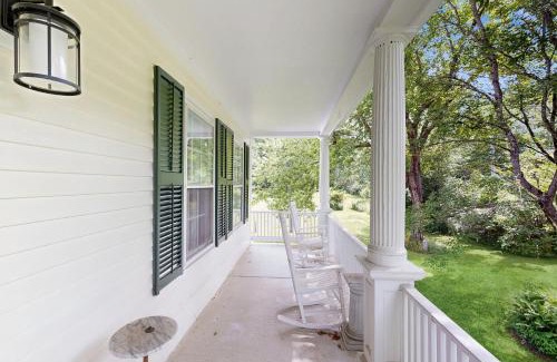 Chester House | Kingdom Valley Farmhouse