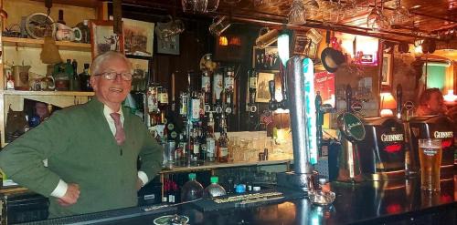 Chapel Hill House | Kingfisher Lodge & Pub