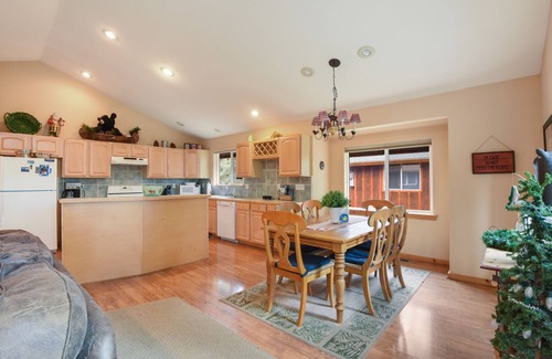 Kings Beach House | Kings Beach Bliss | Family Friendly w/BBQ, Short Walk to Beach & Restaurants