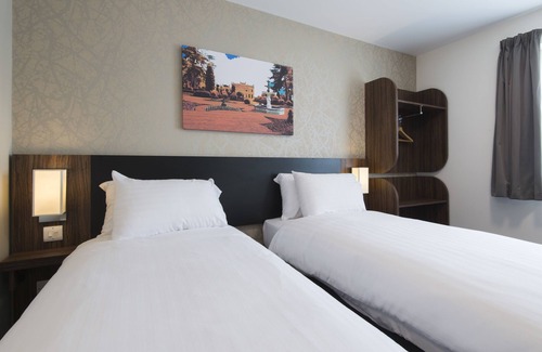 Thorne Hotel | Kings Chamber, Doncaster by Marston's Inns