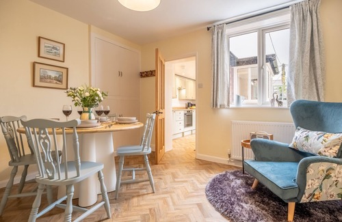 Snettisham Cottage | Kingsley Cottage, Snettisham, Norfolk