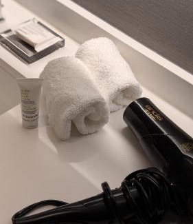 Kingston Hotel | Kingston Marriott Hotel