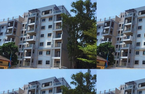 Gombe Apartment | Kinshasa on the mighty Kongo River